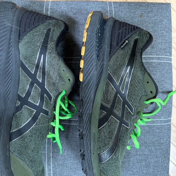 Asics Gel-Cumulus 23 GT Gore-Tex 11.5 Mens - Picture 4 of 7